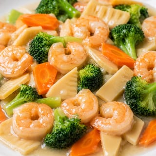 Shrimp with Fresh Broccoli